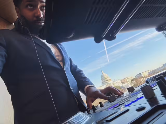 Event DJ with lighting effects in Falls Church, VA